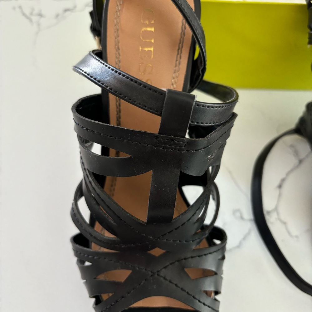 Size 8 1/2 Guess stilletos